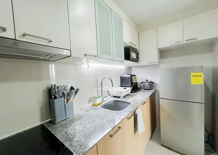 Lägenhetshotell Modern 1br W Exclusive Pool Access 3*