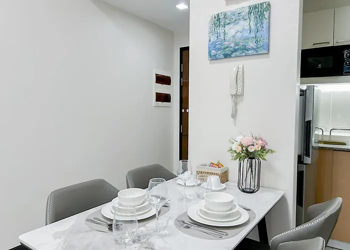 Lägenhetshotell Modern 1br W Exclusive Pool Access 3*