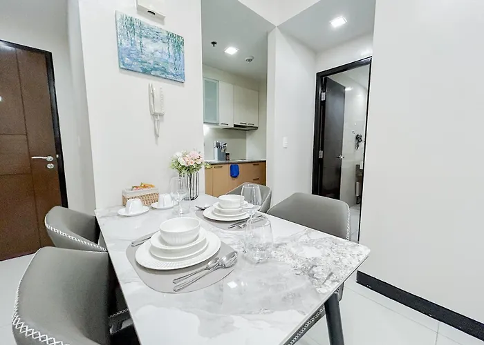 Lägenhetshotell Modern 1br W Exclusive Pool Access Lapu-Lapu City