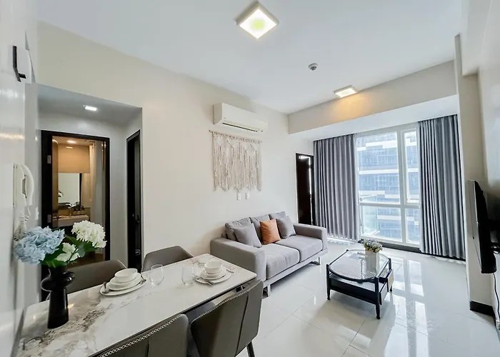 Modern 1br W Exclusive Pool Access Lapu-Lapu City