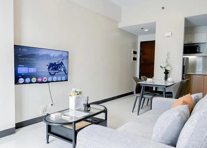 Modern 1br W Exclusive Pool Access Lapu-Lapu City